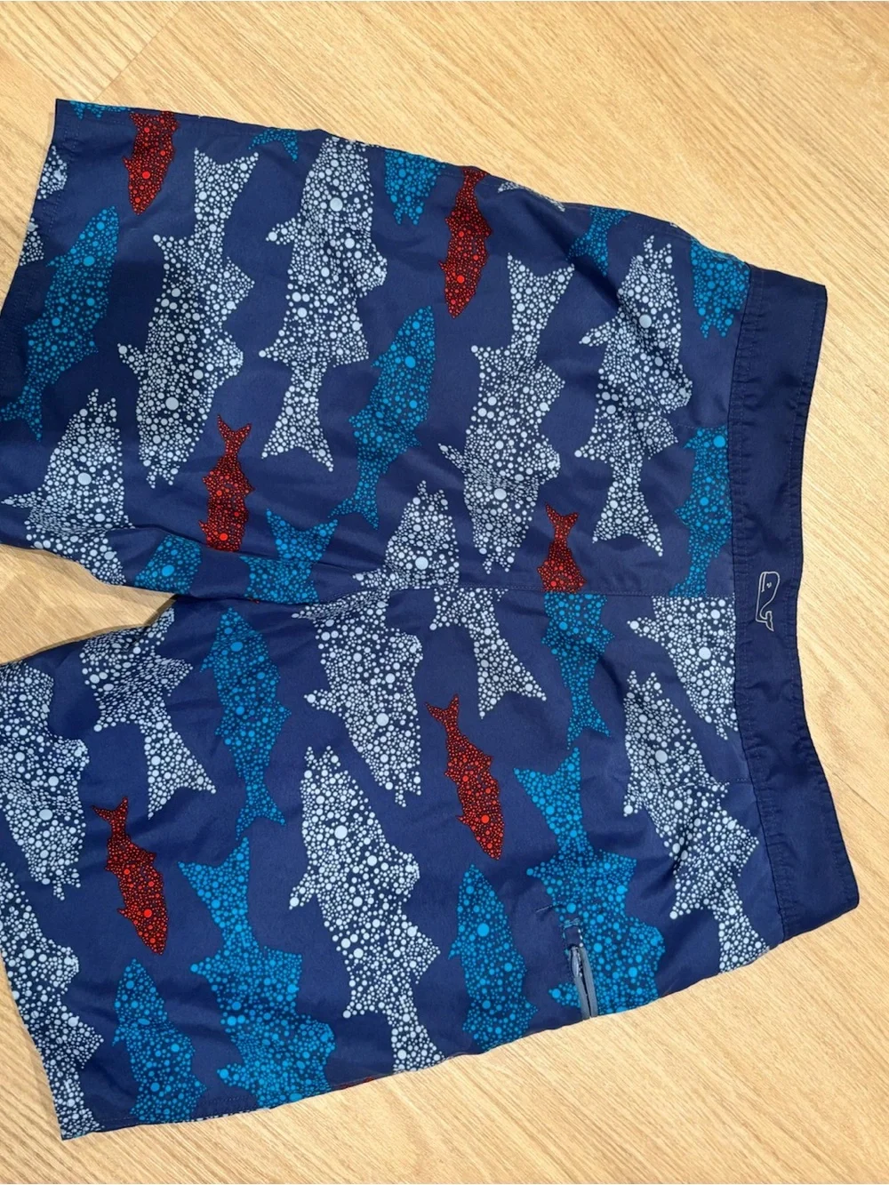 Vineyard Vines men swim